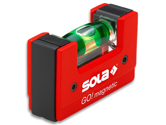 Уровень 68 мм 1 глазок пластм. GO! magnetik  (SOLA) Магнитный (Карманный магнитный уровень без держателя на пояс. Подсветка глазка.) (01621101)